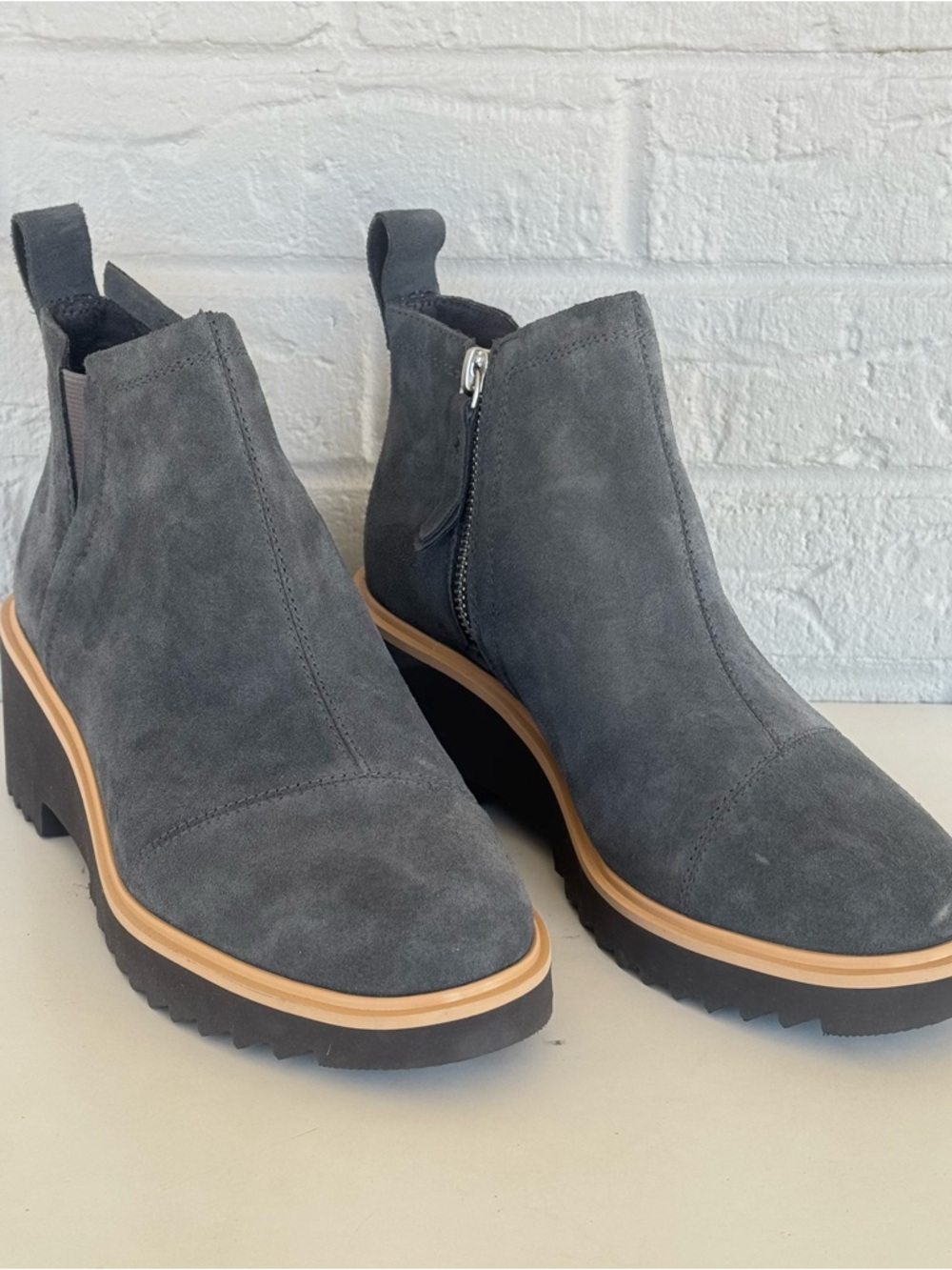TOMS Maude Suede Wedge Booties Women's 8 - Picture 7 of 15